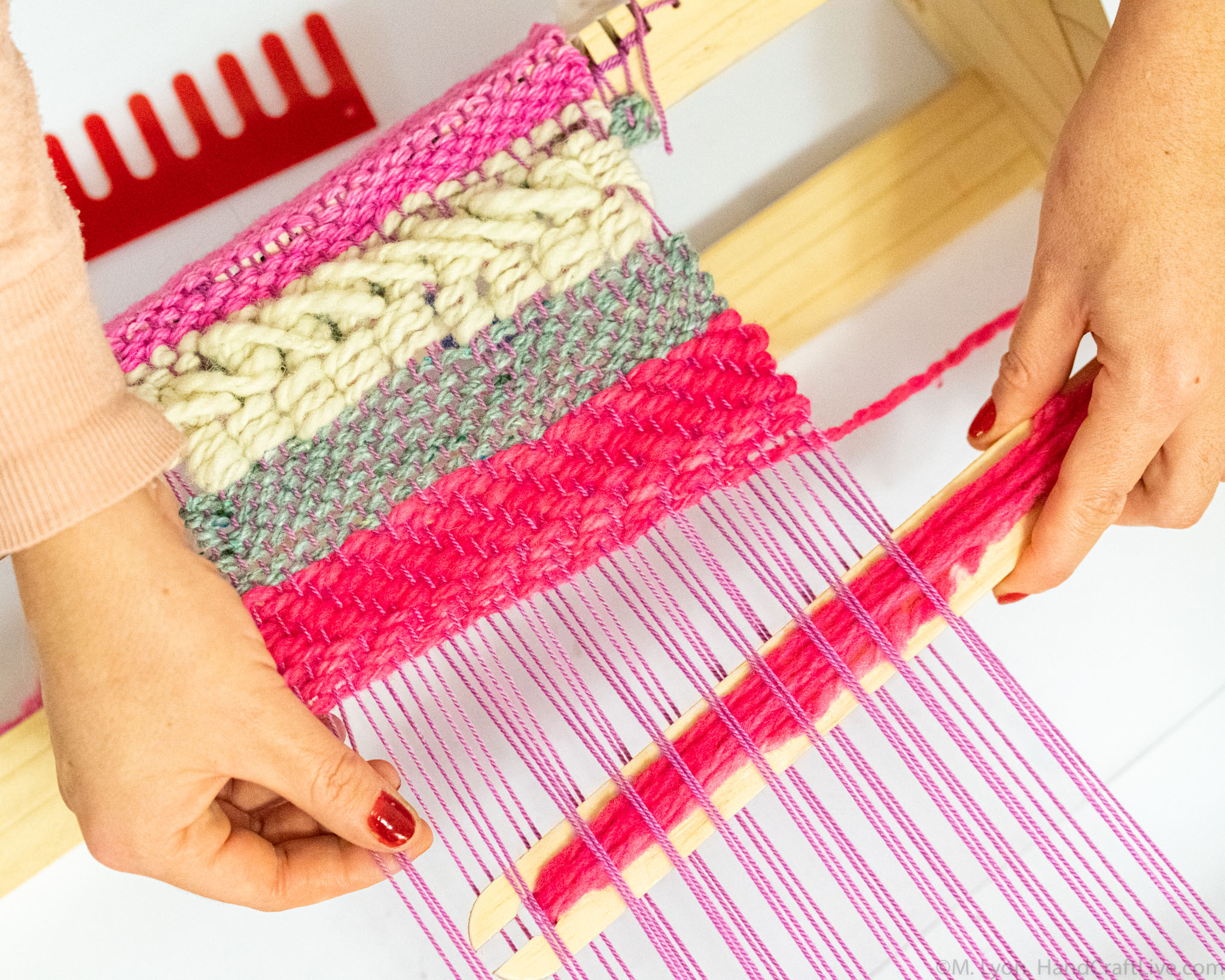 Clases de Telar en Providencia | Taller Presencial con Materiales Incluidos