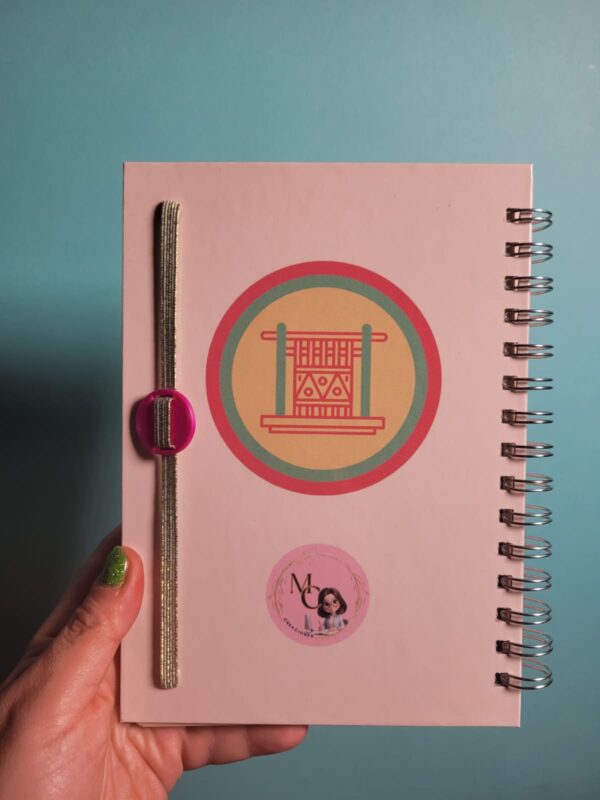 Mi diario de tejedora en telar Agenda artesanal para tus proyectos en telar María - Imagen 4