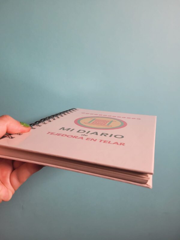 Mi diario de tejedora en telar Agenda artesanal para tus proyectos en telar María - Imagen 3